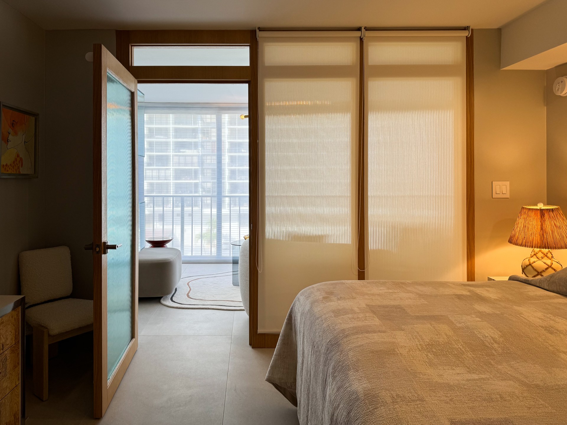 Bedroom and timber partition from the Spazzio Studio portfolio